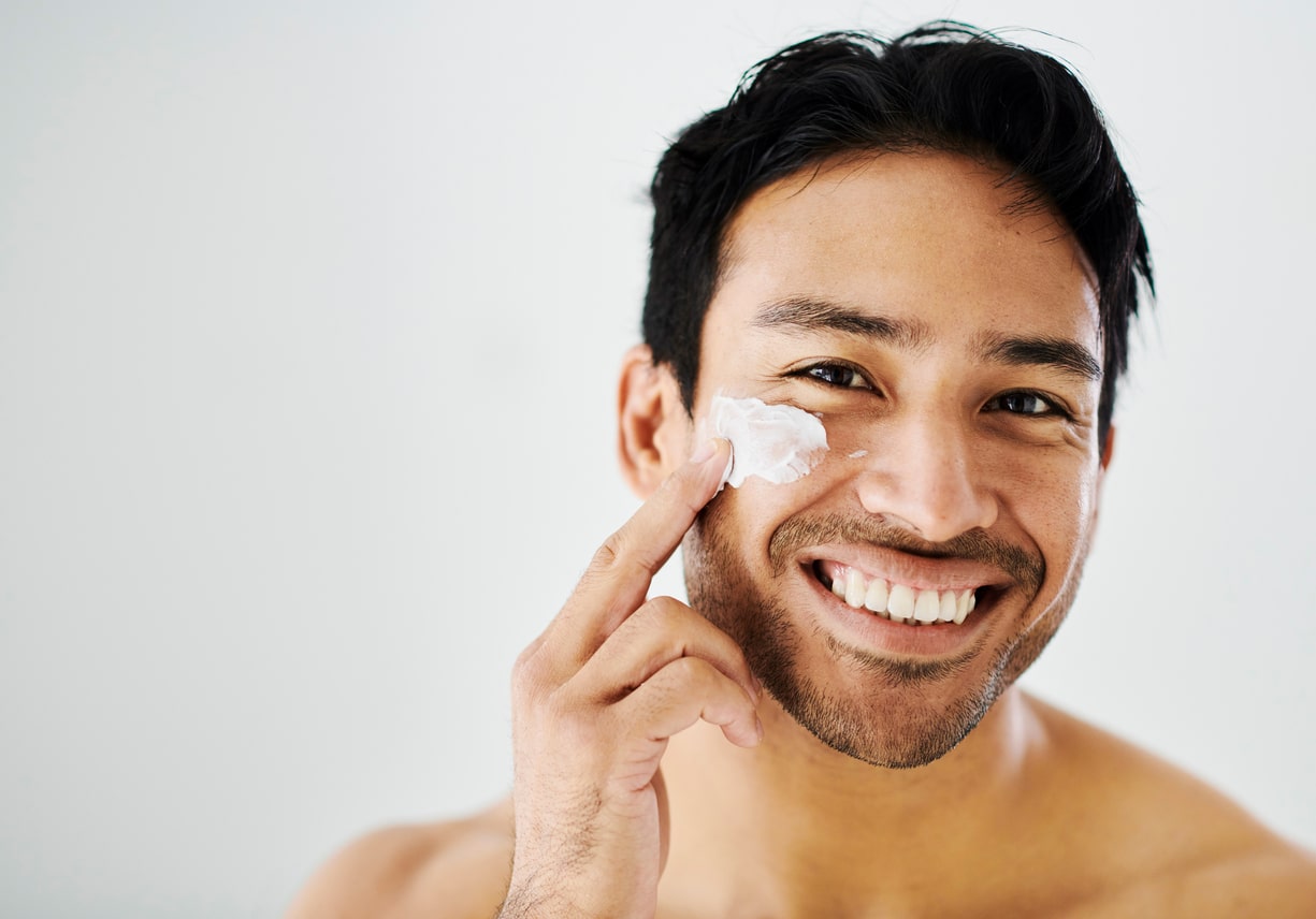 Skincare Tips for Men Achieving Clear and Youthful Skin