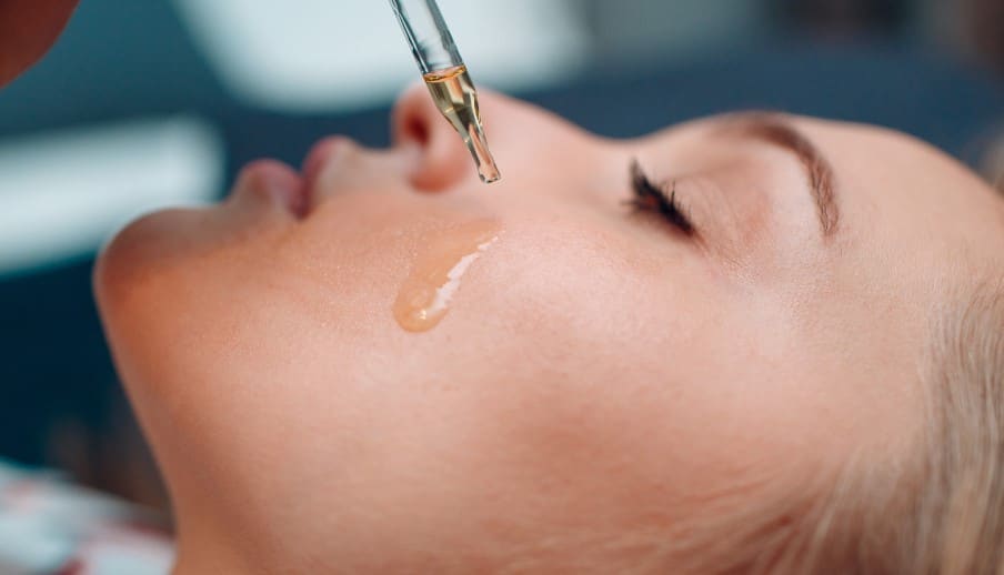 Glowing Naturally Products for Women with Combination Skin